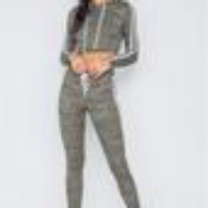 Green Heathered Crop Top Legging Two Piece Set